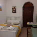 Giardino Segreto A Trastevere! - La Dolce Vita